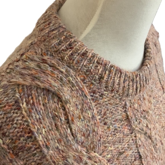 A new day crewneck knit sweater - Picture 3 of 13